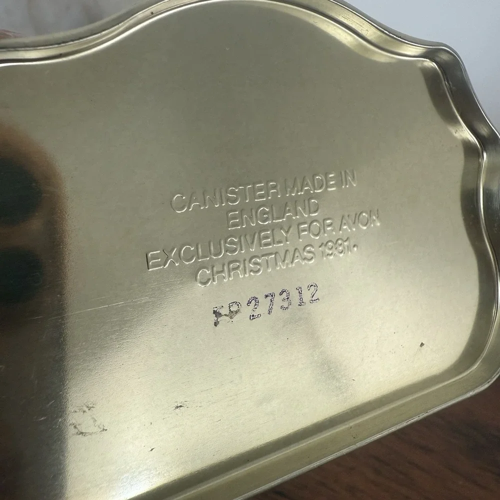 AVON Christmas Tin Canister empty Made in England 1981 Green Christmas Scene VTG